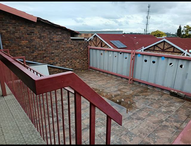 3 BEDROOM APARTMENT FOR SALE IN BRACKENDOWNS